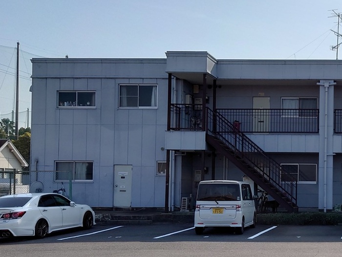 月極駐車場の外観